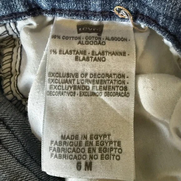 Size 6 Levi's Classic Boot Cut Denim Jeans - Picture 5 of 5